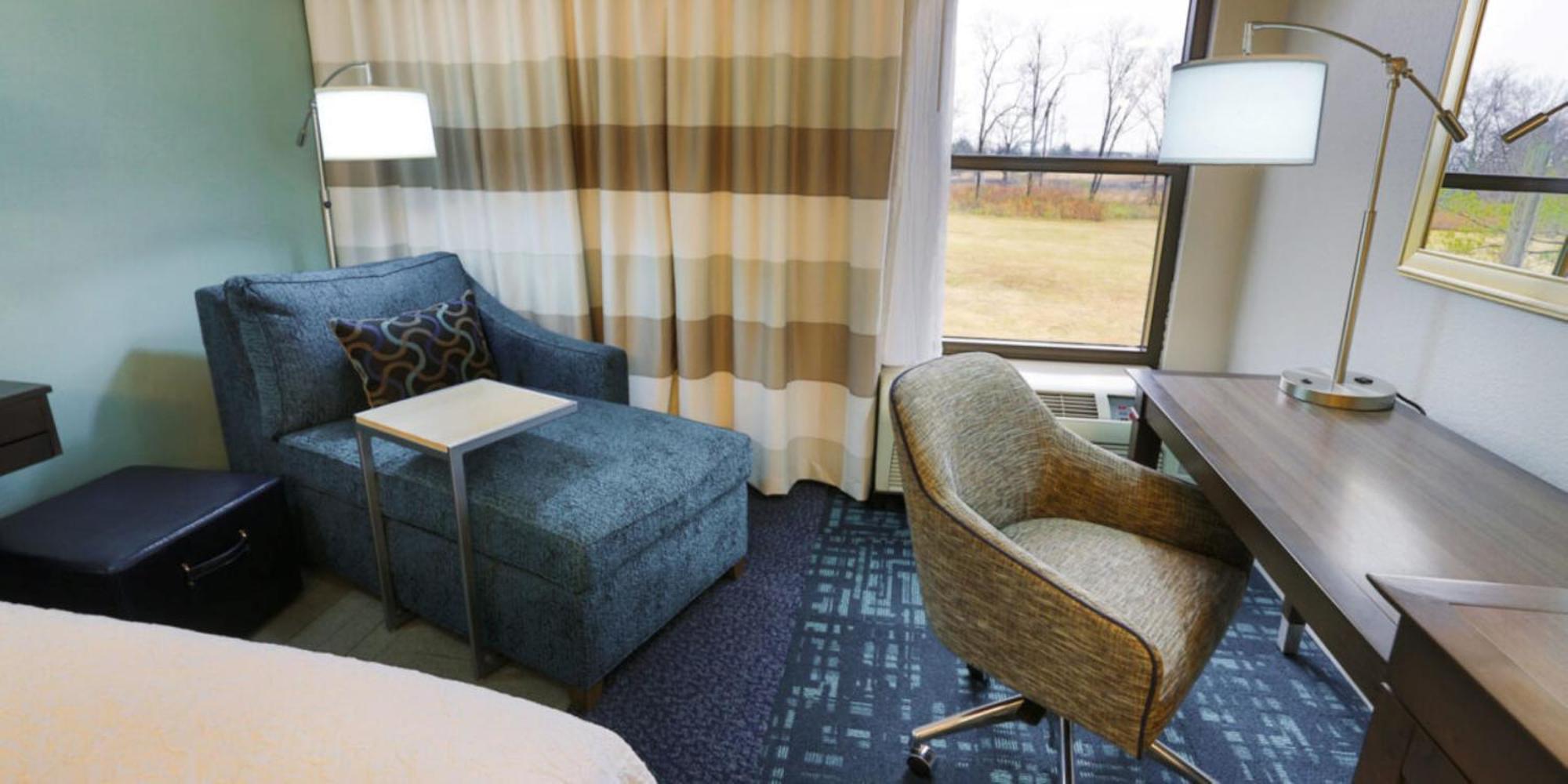 Hampton Inn & Suites Nashville-Airport Ngoại thất bức ảnh